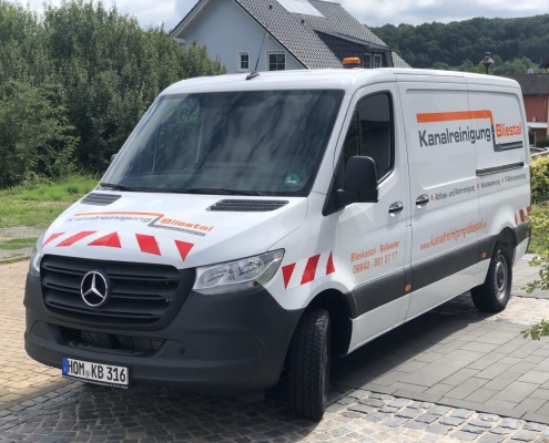 Kanalreinigung (Abfluss- und Rohrreinigung), Kanalsanierung und TV-Rohruntersuchung in Blieskastel, Saarpfalz-Kreis und Landkreis Neunkirchen (Saarland).